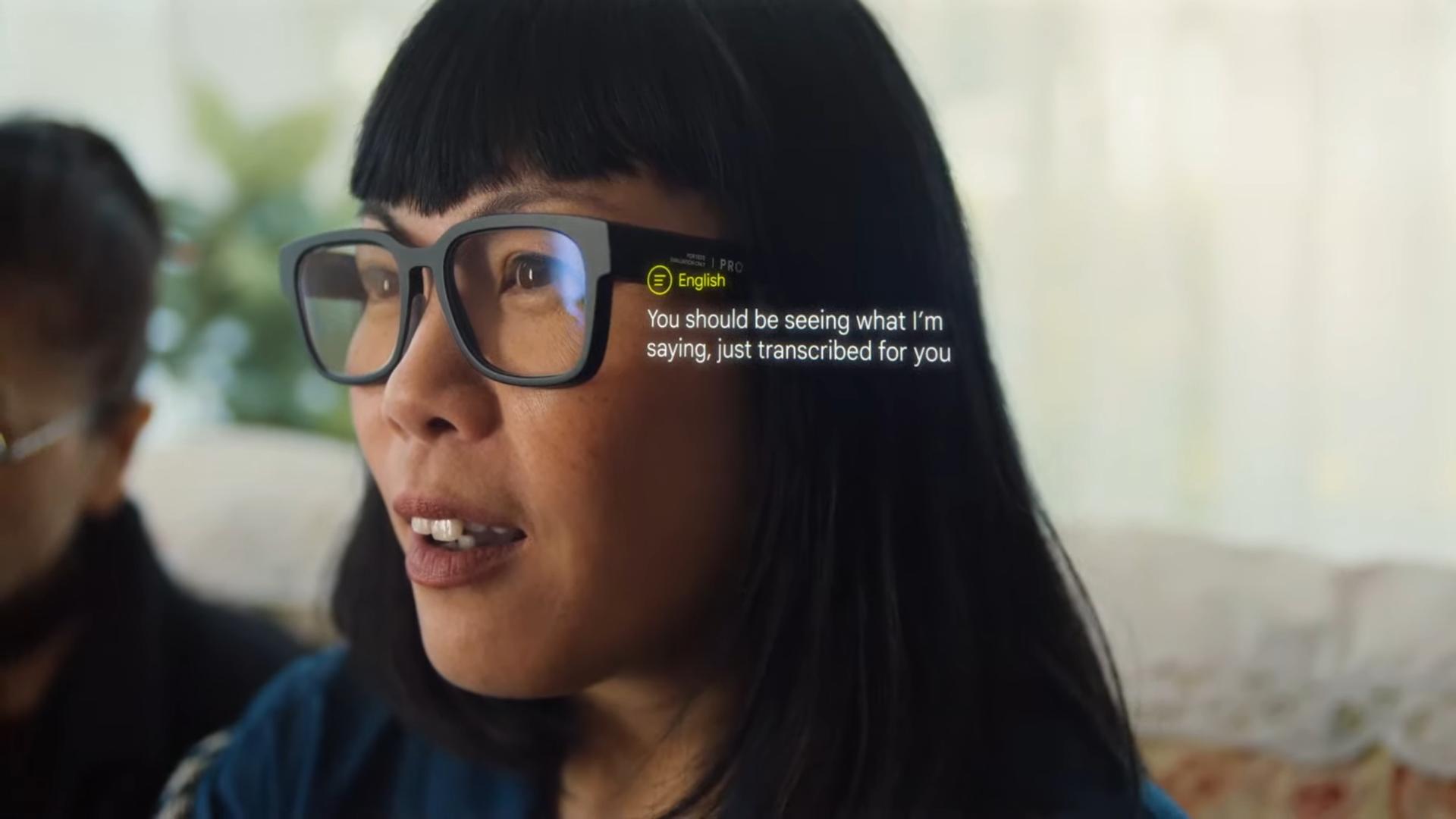 Google exibe óculos de realidade aumentada com tradução simultânea