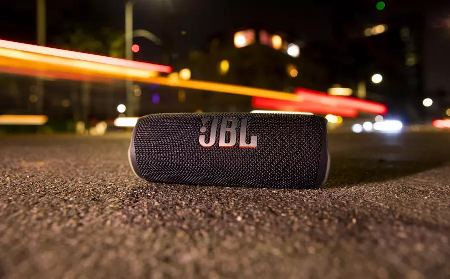 JBL Flip 6: Caixa de som é lançada com bateria de até 12 horas