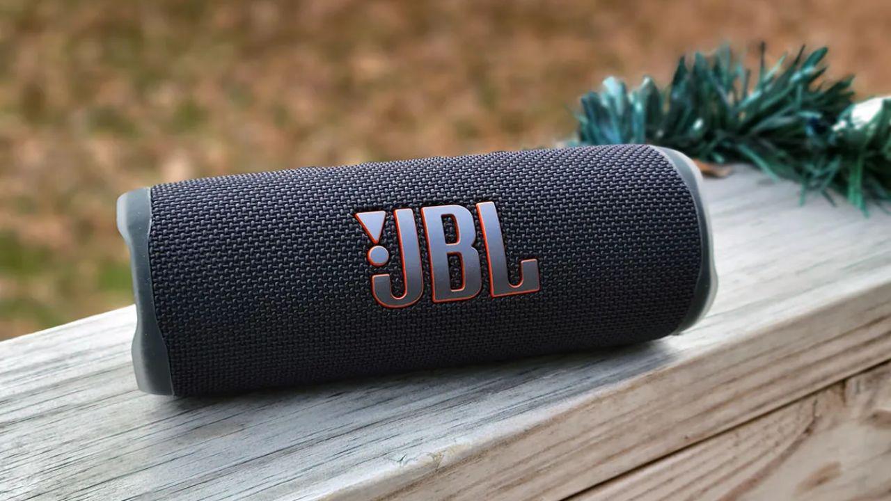 (Source: JBL / Reproduction)