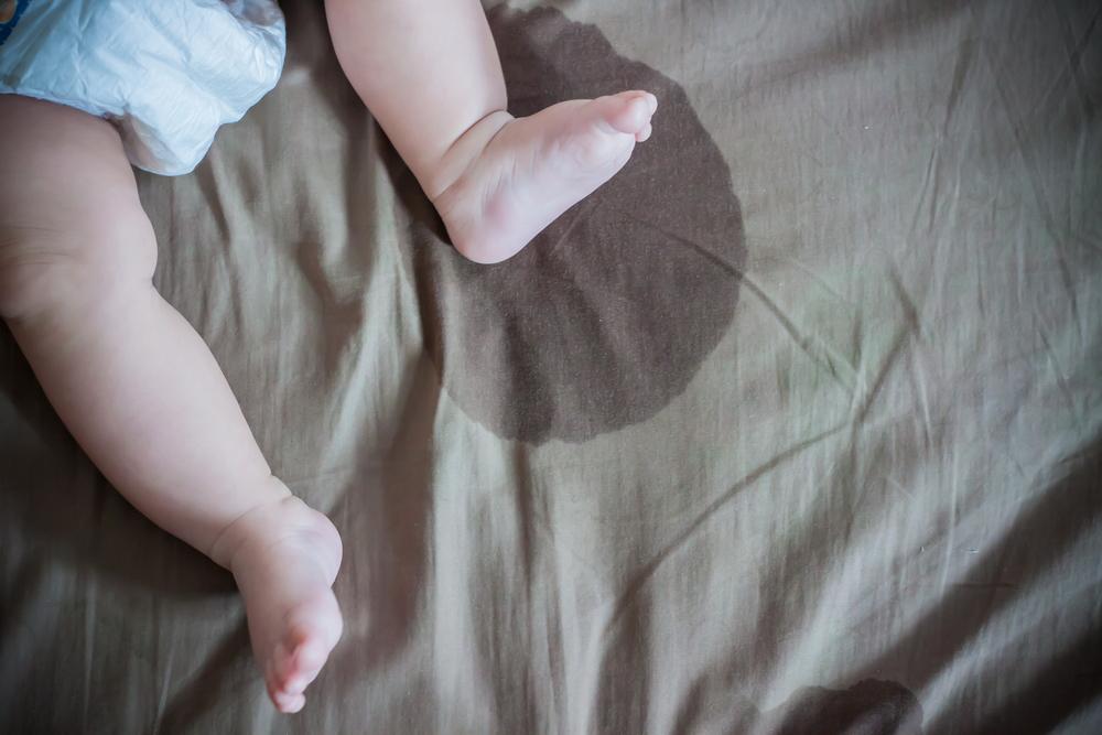 Xixi na cama é normal entre crianças (Fonte: Shutterstock)