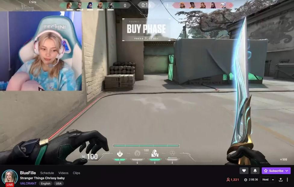 Grace gosta de jogar Valorant, Overwatch, Fortnite, entre outros jogos