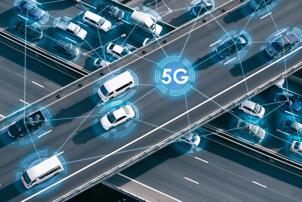 Além da alta velocidade, o 5G promete deixar as cidades ainda mais conectadas.