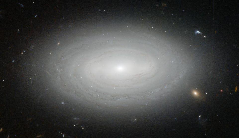Conheça a galáxia mais solitária do Universo