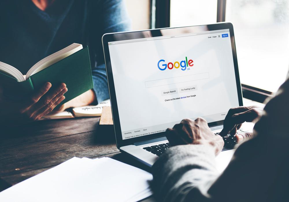 A enciclopédia online deverá ser citada como fonte nos 