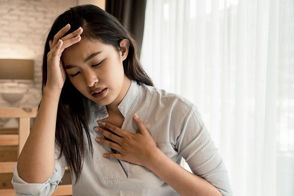Difficulty breathing is a sign of pulmonary hypertension (Source: Shutterstock)