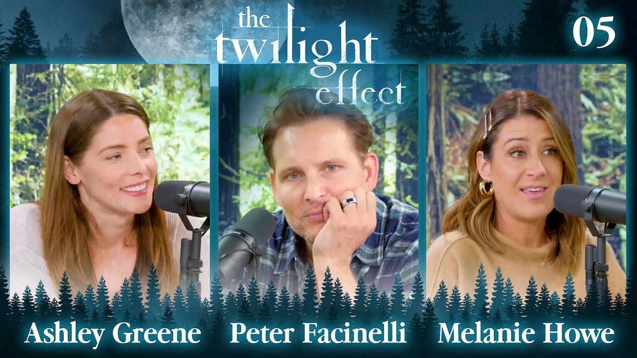 Ashley Greene presents special podcast about Twilight and welcomes other actors from the films