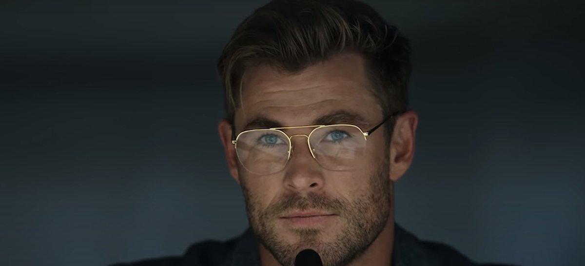 In the movie "spiderhead"Chris Hemsworth is a scientific researcher