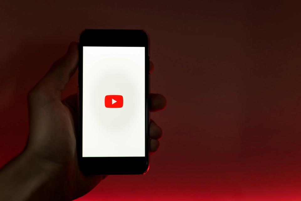 YouTube Shorts vai adicionar marca d'água em vídeos baixados
