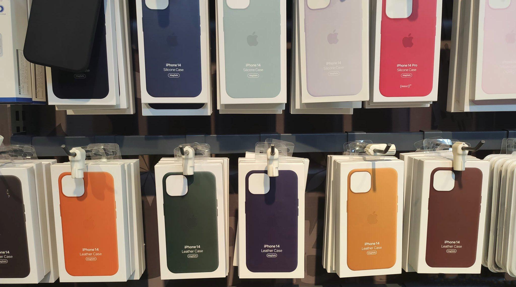 Conhecido vazador das capas do iPhone, o usuário do Twitter revelou as cores e os tamanhos das capas.