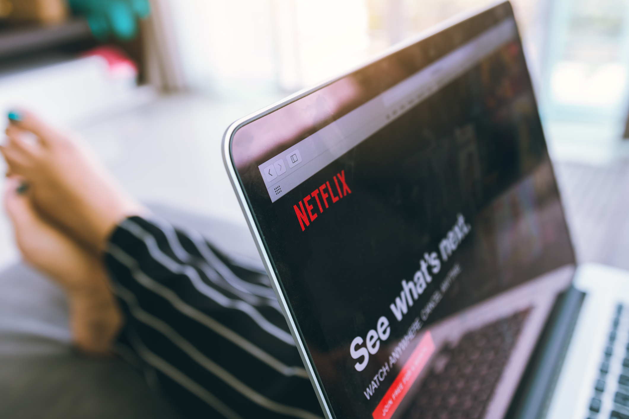 Netflix lança plano com anúncios custa R$ 19
