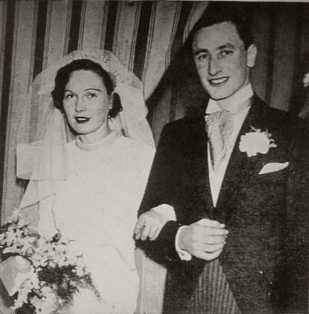 Oppenheimer and his wife Katharine Harrison at their wedding ceremony (Source: Wikimedia Commons)