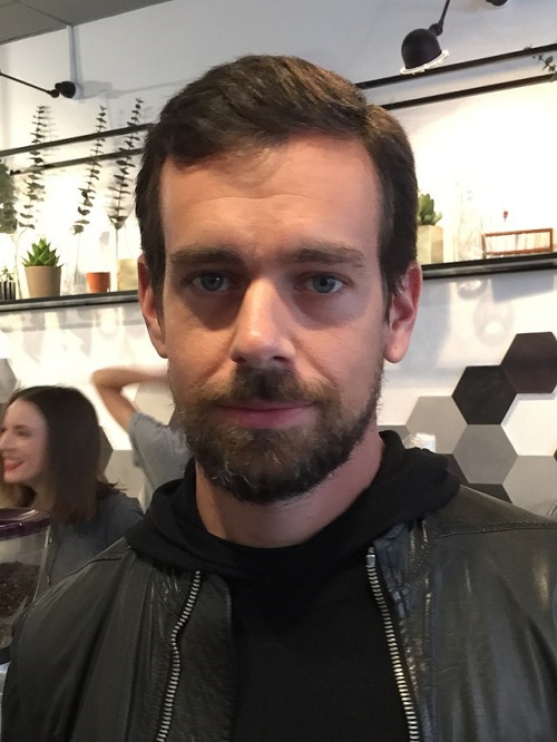 Jack Dorsey ajudou a fundar o microblog, em 2006.