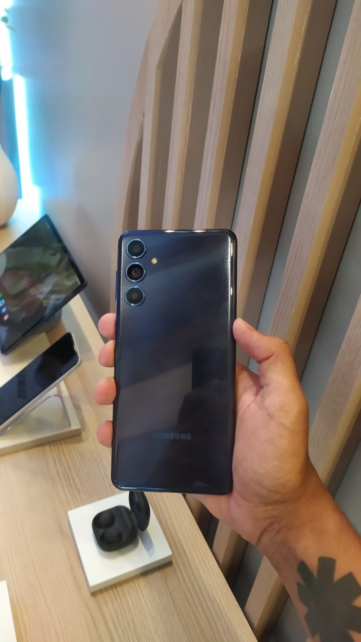 Samsung Galaxy M54 5G