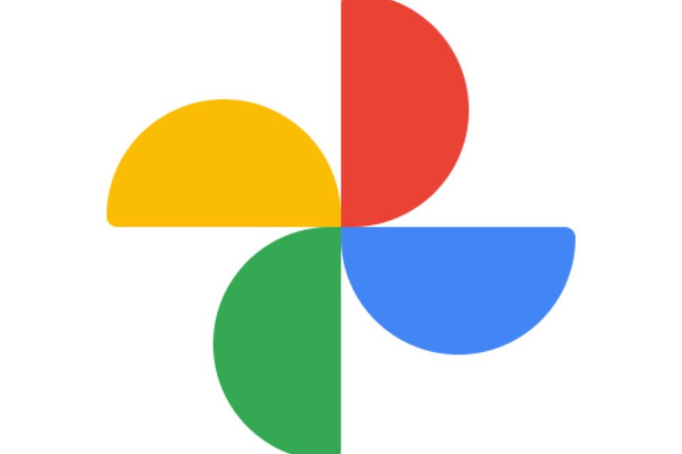 Como recuperar fotos apagadas no Google Fotos?