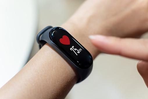 The smart band has a more compact, thin and light design.