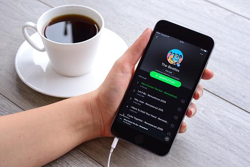 On a daily basis, the app creates automatic playlists especially for you.  (GettyImages/Playback)