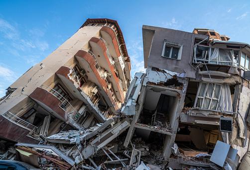 Em 1986, um tremor de 5,1 de magnitude atingiu a cidade João Câmara, no Rio Grande do Norte, e desabou diversas casas.