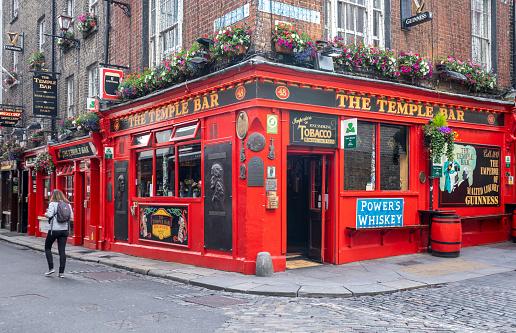Os pubs irlandeses são famosos entre amantes de cerveja no mundo todo (Fonte: GettyImages)