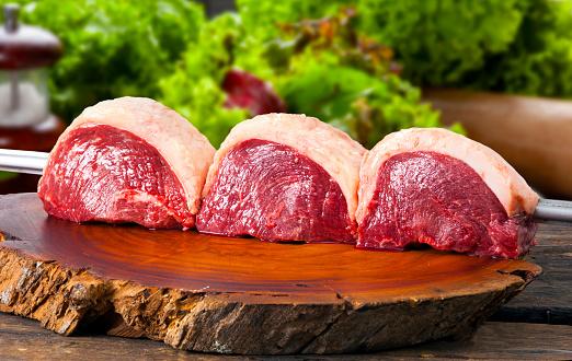 Segundo estudo recente a carne vermelha é mais prejudicial que o adoçante para a saúde. 