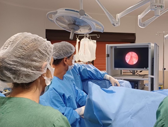 O procedimento com o sistema UroLift é rápido e o paciente tem alta no mesmo dia. (Fonte: Hospital Vera Cruz/Divulgação)