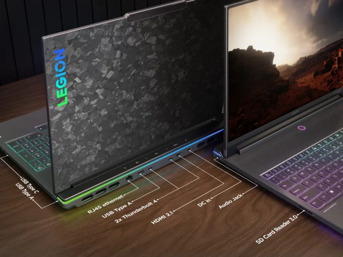 Various connections are available on the gaming laptop.