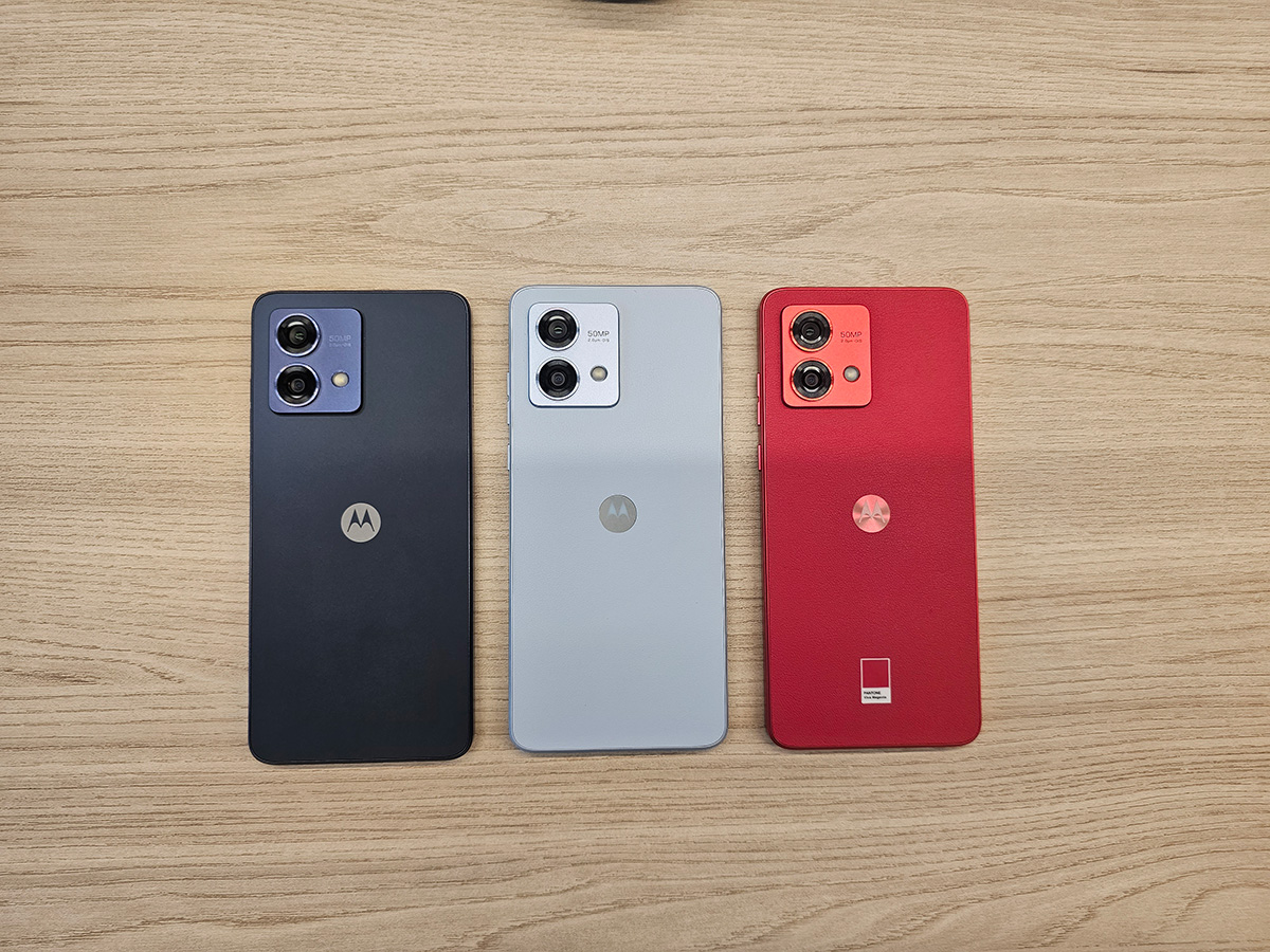 Moto G84