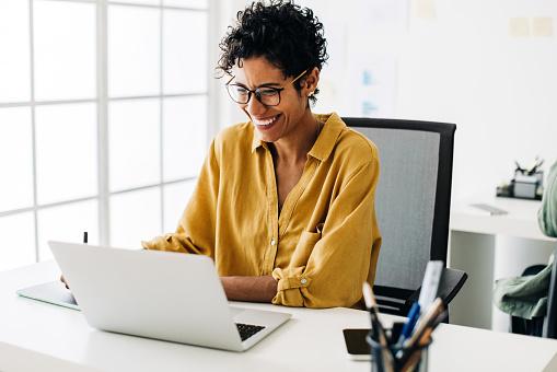 O tablet como segunda tela pode funcionar em diversas situações no ambiente de trabalho.