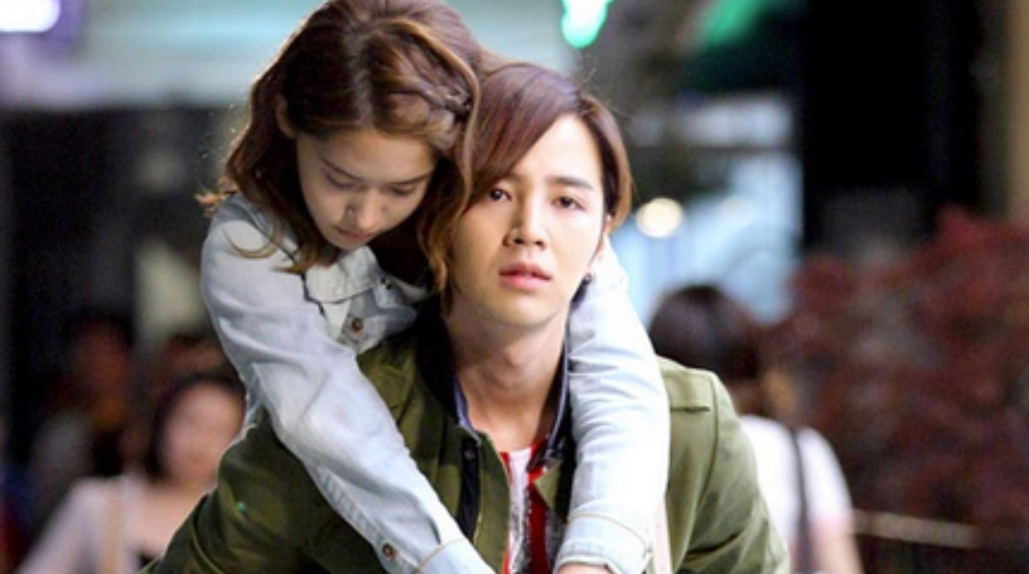 Personagens de Yoona e Jang Keun Suk em Love Rain - Foto: Reprodução/KBS2