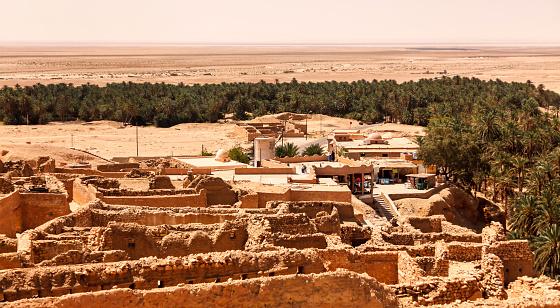 Região do Saara também possui alguns pequenos assentamentos. (Fonte: GettyImages/Reprodução)