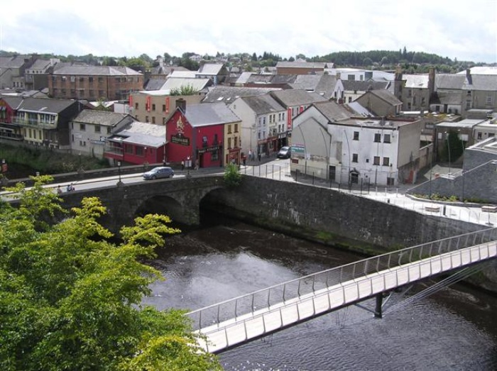 Omagh fica na região central da Irlanda do Norte. (Fonte: Wikimedia Commons)