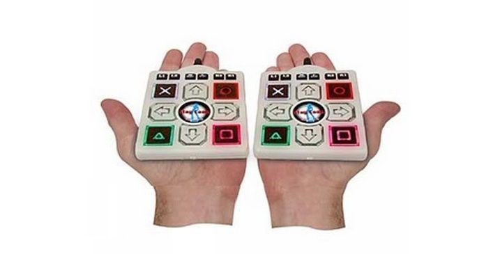 For those who wanted to stay on the couch playing Dance Dance Revolution, this palmtop was a gym for your fingers.
