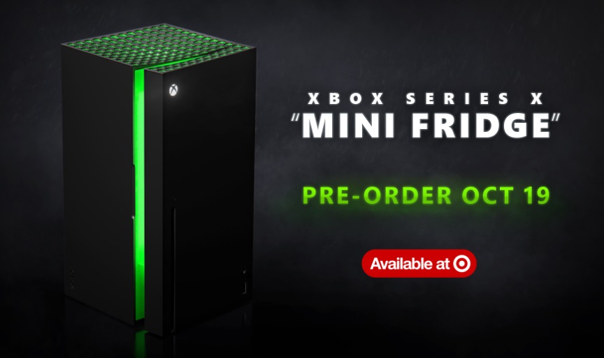 A geladeira em miniatura no formato do Xbox Series X.