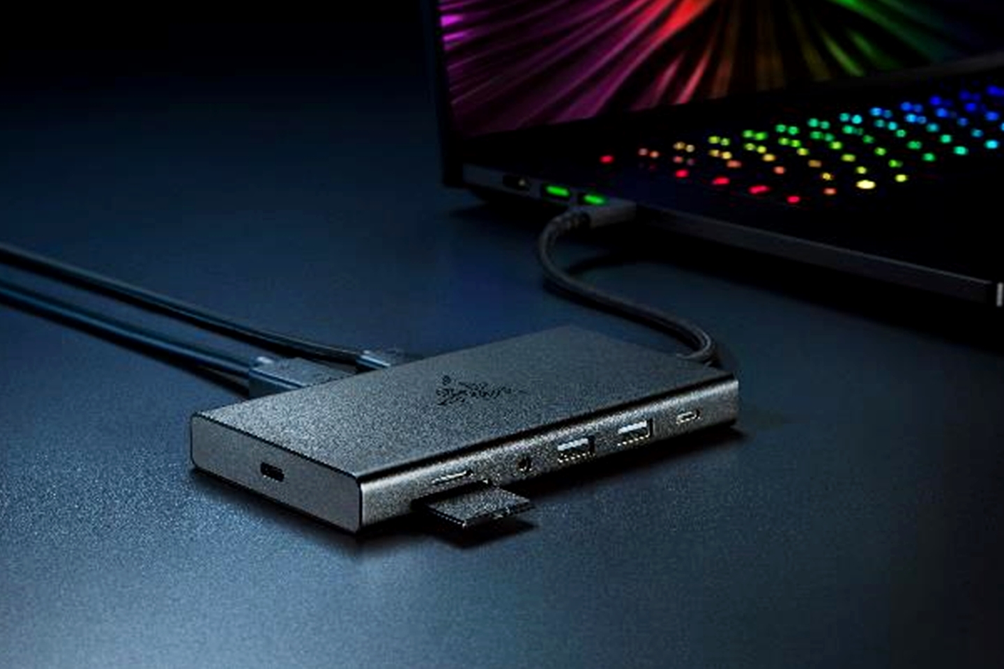 O Razer USB-C Dock conta com 11 entradas de diferentes formatos.