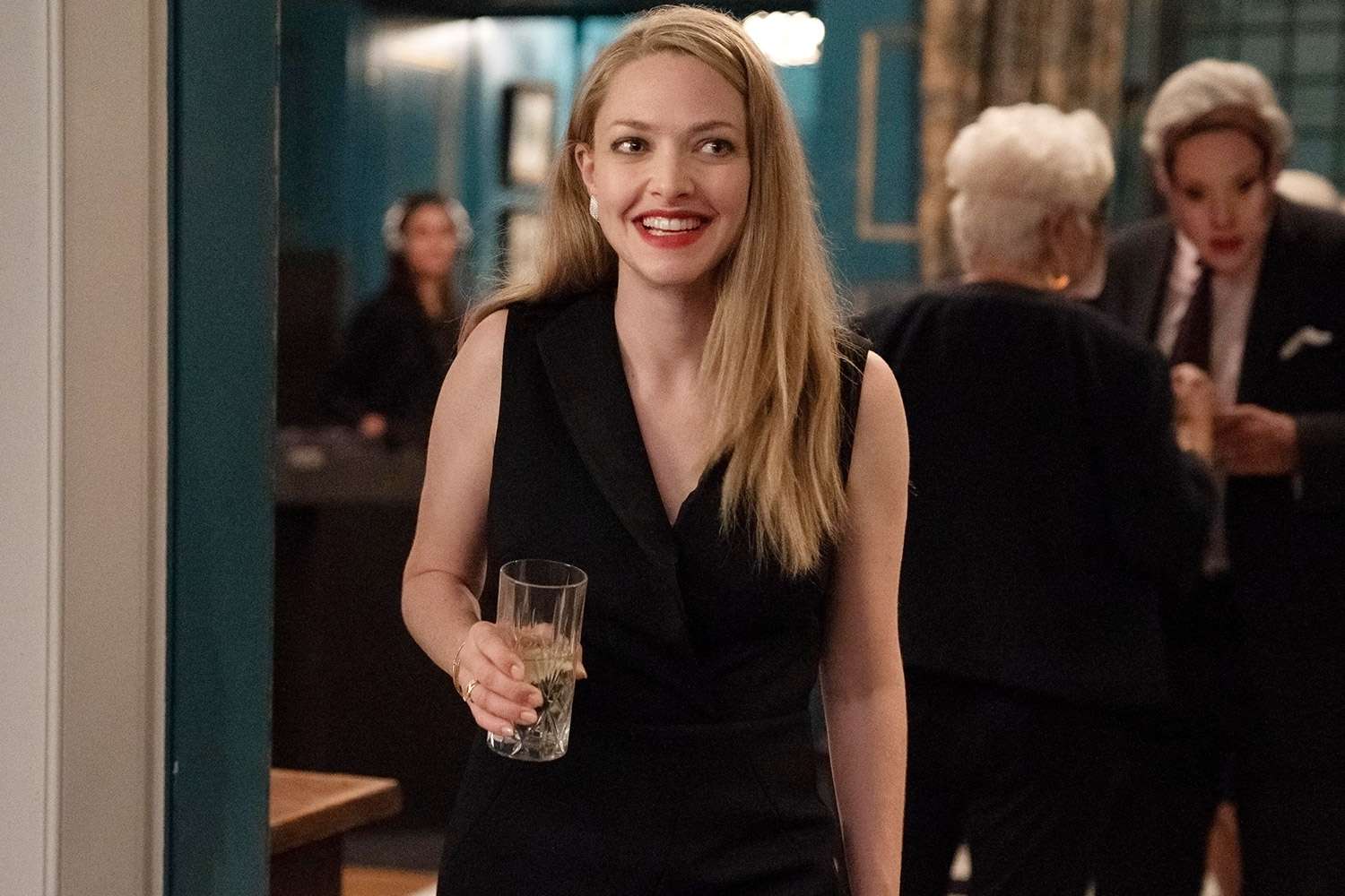 Amanda Seyfried na série The Dropout, do Hulu