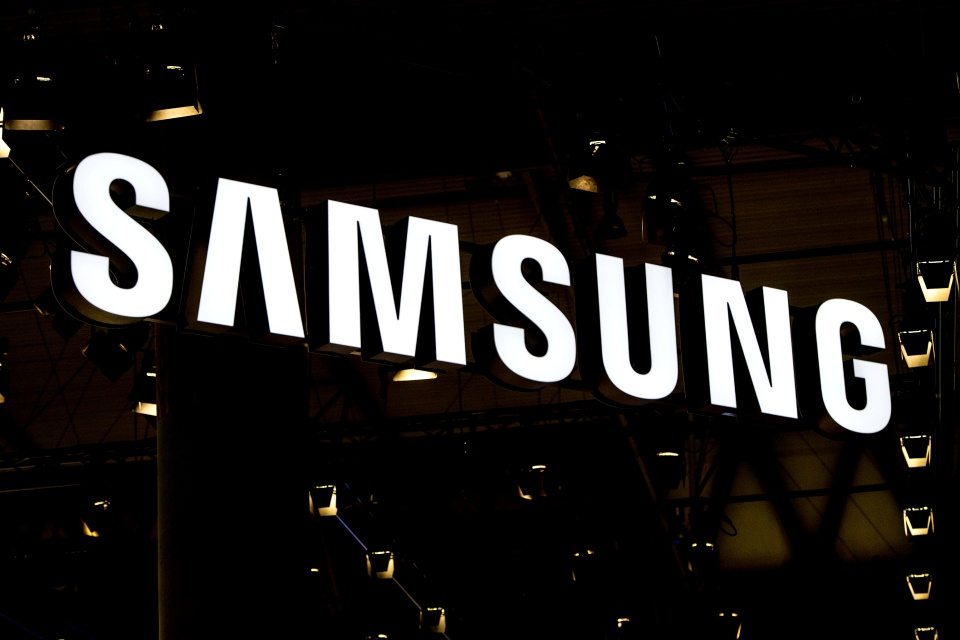 Samsung lança cartão microSD mais rápido do que um SSD SATA