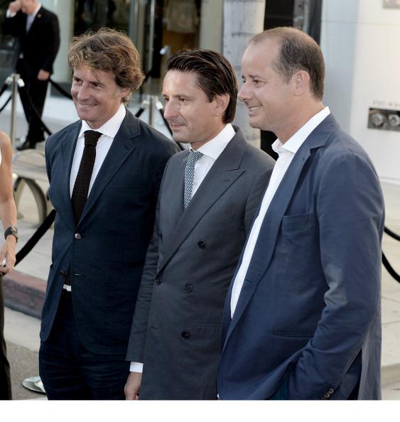 Axel Dumas, no centro, e Pierre-Alexis Dumas, à direita, são da sexta geração da família. (Fonte: GettyImages/ Reprodução)  