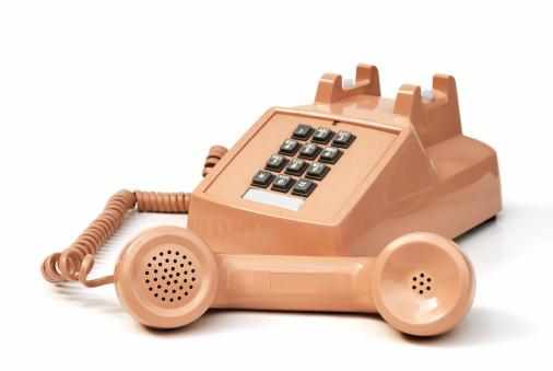 Quando o telefone estava em uso, emitia um sinal de ocupado para quem ligava. (Fonte: Getty Images/Reprodução)