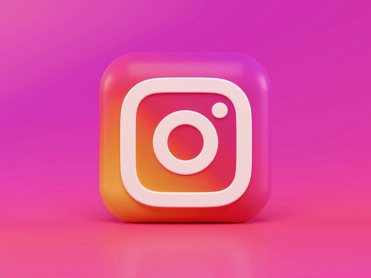 Instagram começa a liberar no Brasil o carrossel colaborativo; veja como usar