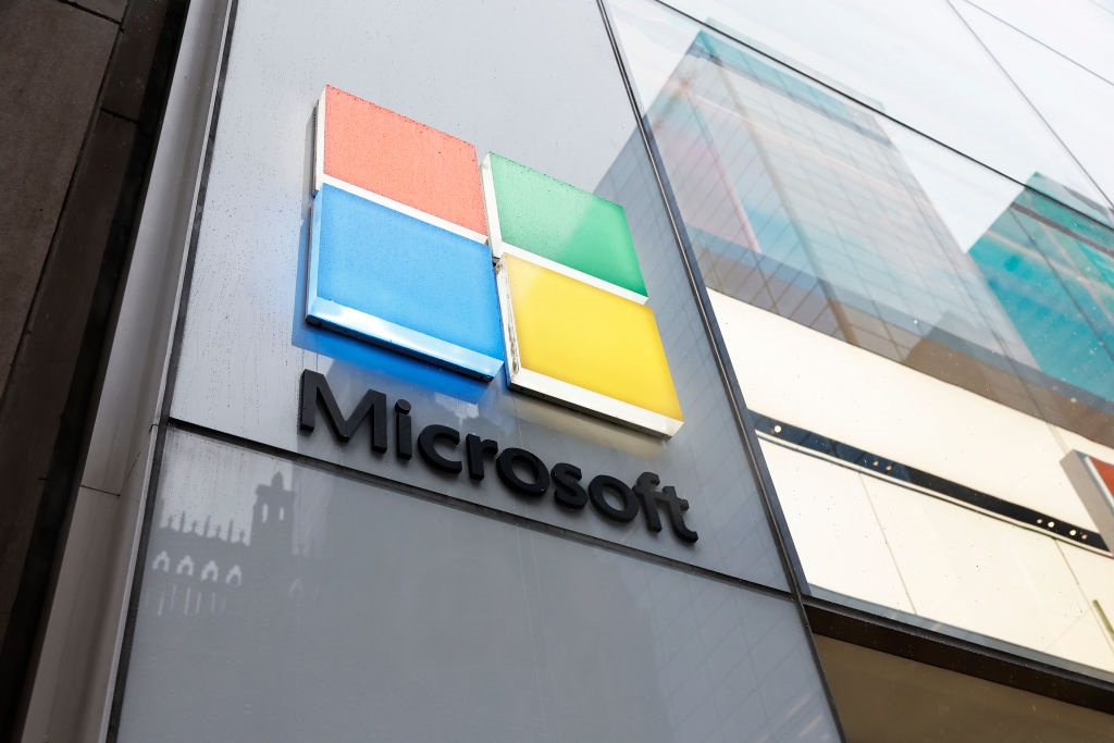 Microsoft lança Phi-3, sua nova família de IAs focadas em eficiência