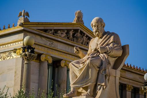 Platão tinha pouco mais de 80 anos quando morreu. (Fonte: Getty Images/Reprodução)