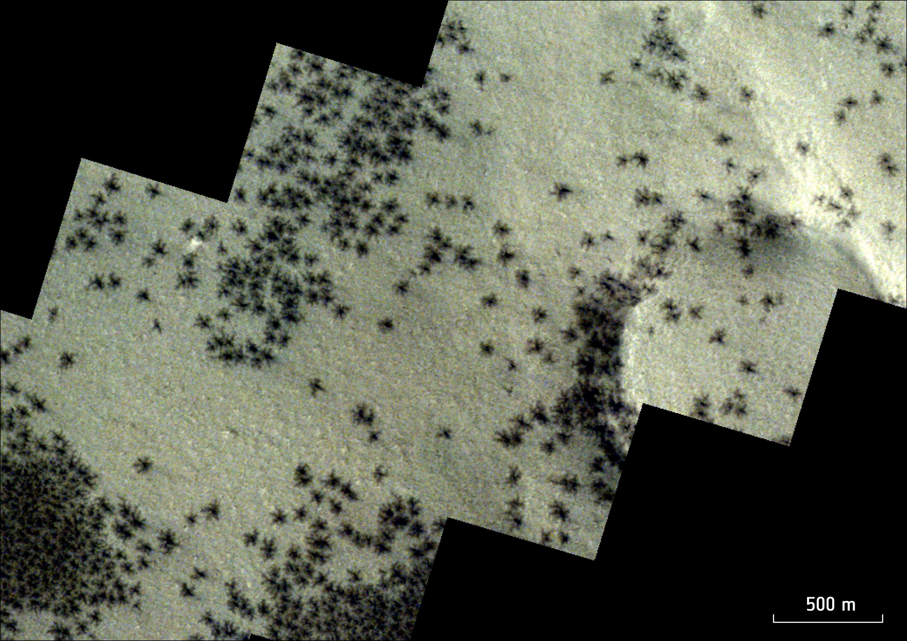 Centenas de 'aranhas' foram capturadas em novas fotos de Marte; veja