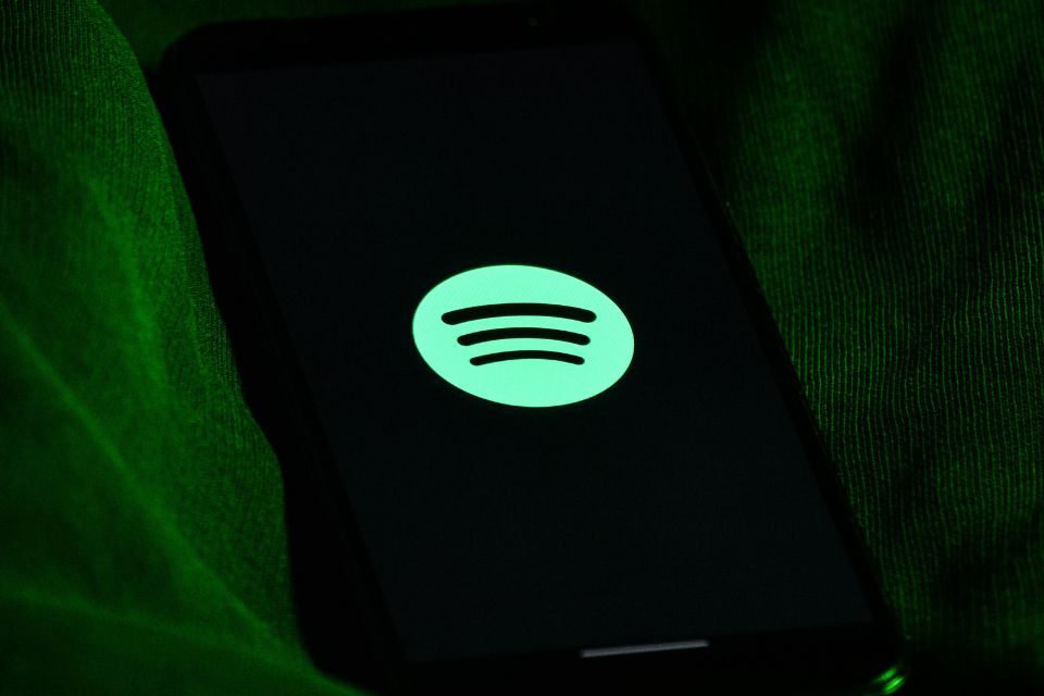 Spotify pode remover a visualização de letras de músicas em contas gratuitas