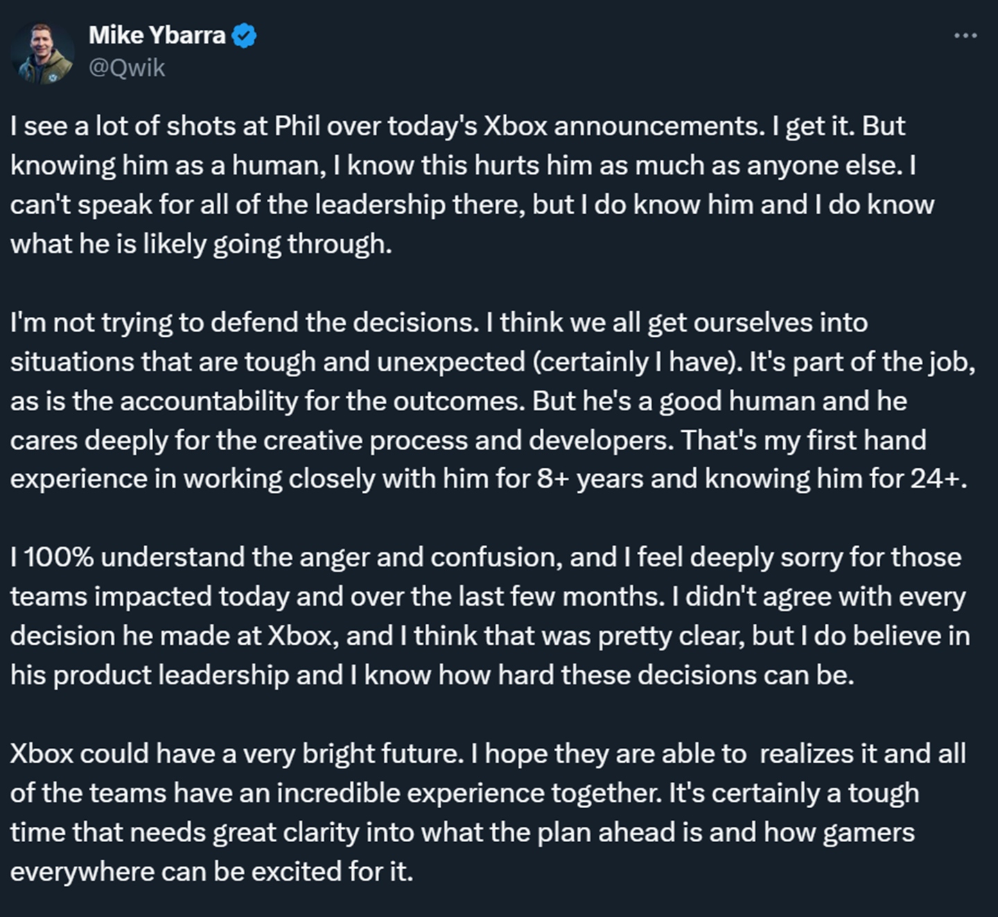 Publicação de Mike Ybarra, ex-CEO da Blizzard, em defesa de Phil Spencer no X.
