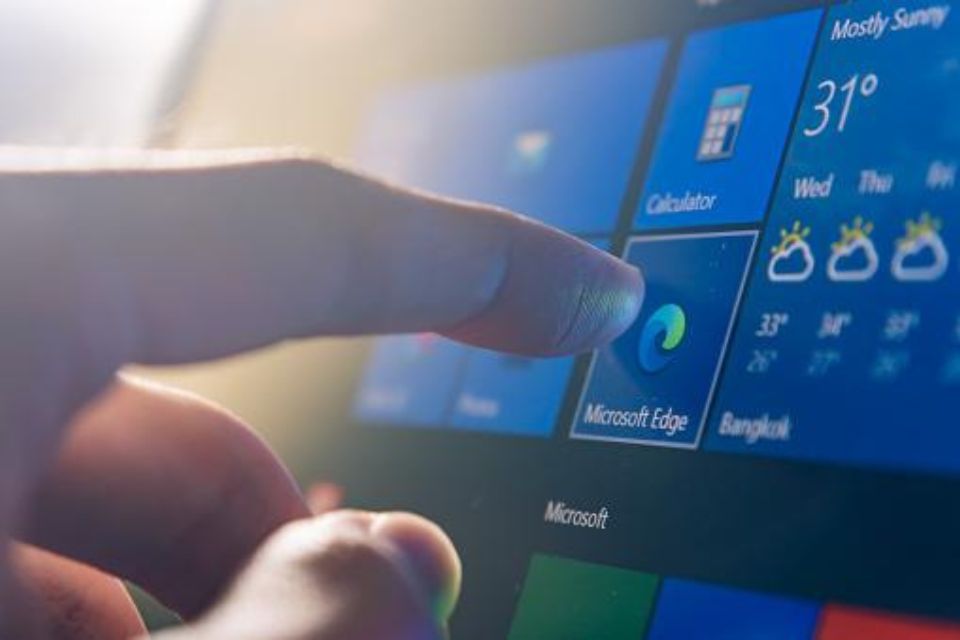 Microsoft Edge irá ganhar gerador de temas com IA nativo