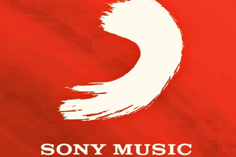 Sony Music proíbe uso de seu catálogo para treinamento de IAs