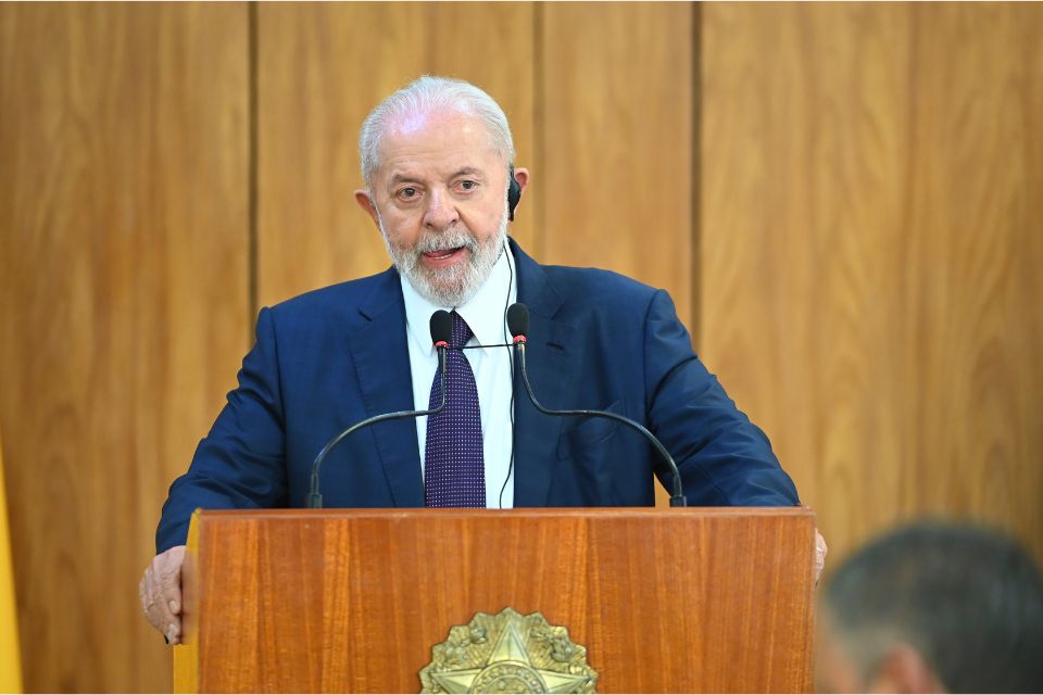 Presidente Lula pode vetar taxação de compras internacionais de até US$ 50