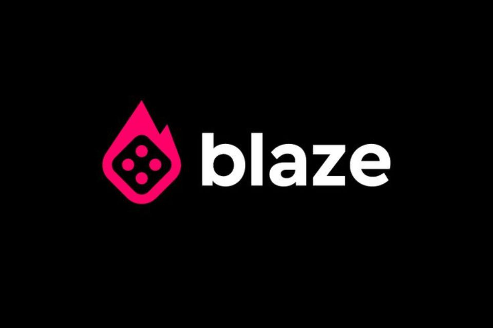 Influenciadores são denunciados por omitir alertas em anúncios da Blaze