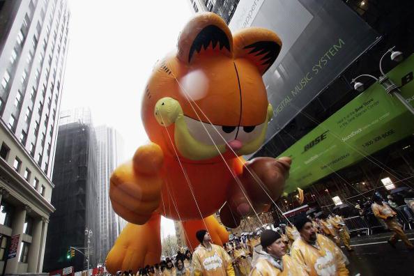Garfield popularizou no mundo a ideia de gato que come lasanha. (Fonte: Getty Images/Reprodução)