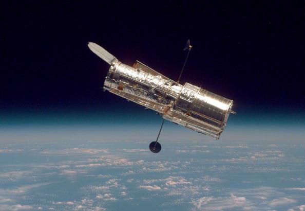 Após defeito, Telescópio Hubble entra em modo de giroscópio único para prolongar sua vida útil