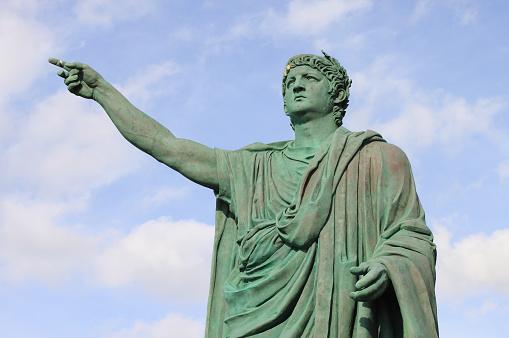 O pigmento roxo era muito valioso na Roma Antiga. (Fonte: Getty Images/Reprodução)